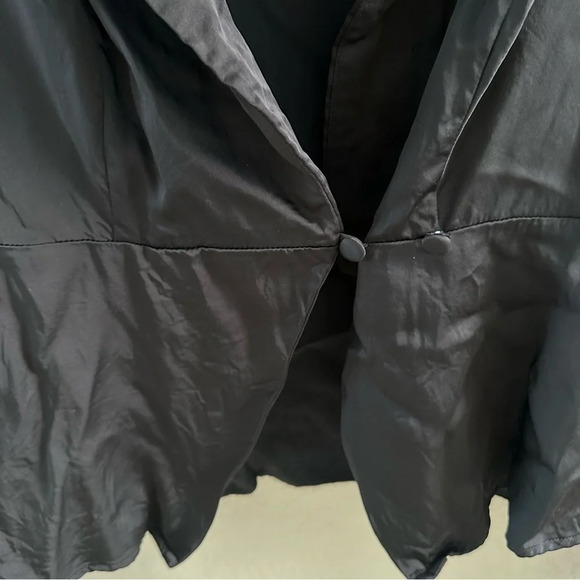 Good American wrap tux silky black collared blouse - Picture 6 of 13